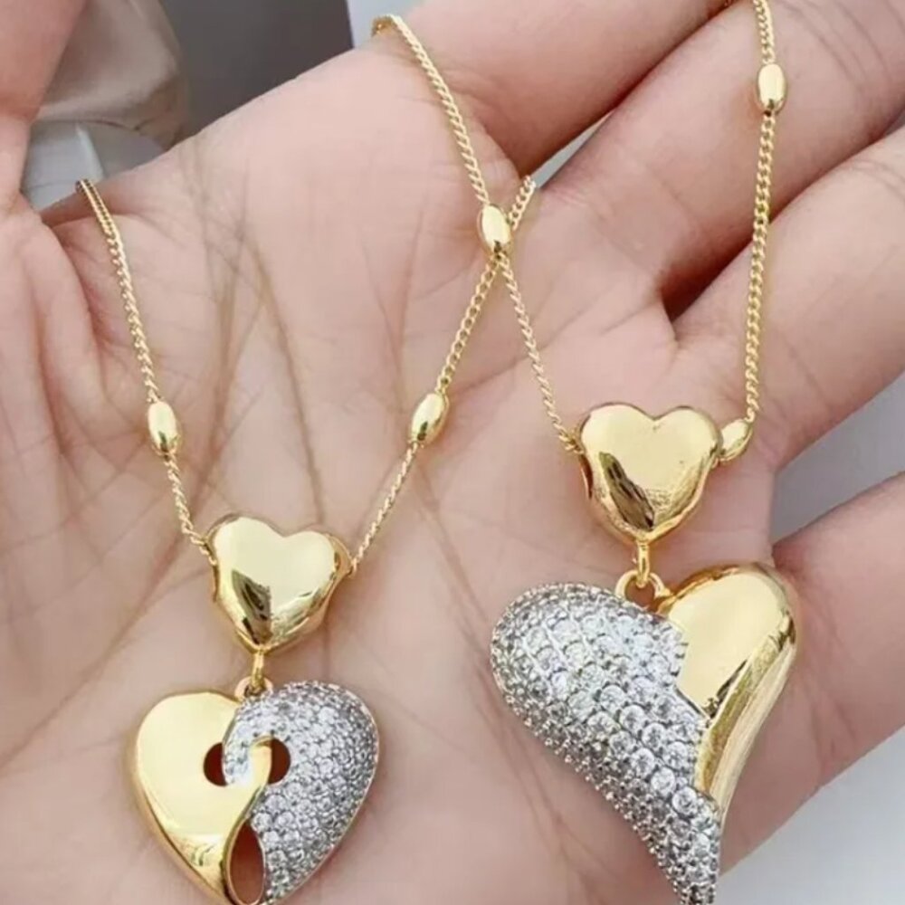 Double heart chain with 18K gold-plated zircons